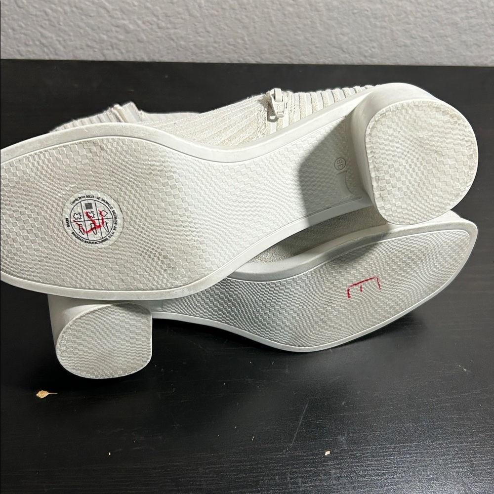 Camper Boots - Picture 4 of 6